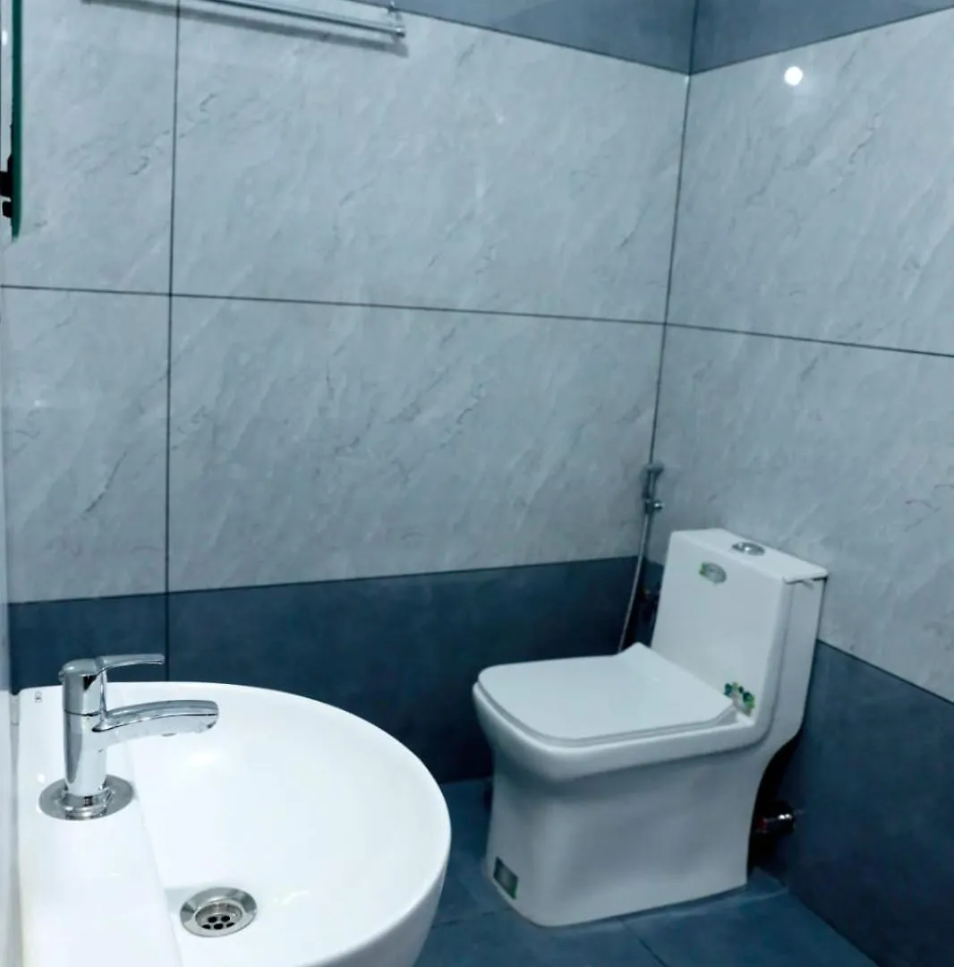 Aman Residency Hotel Kallar Vattiyar